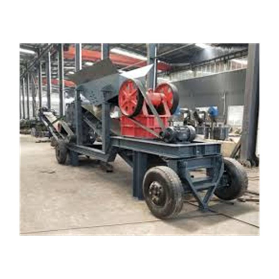 Real wheel-mounted jaw crushing equipment in the Zhongji workshop